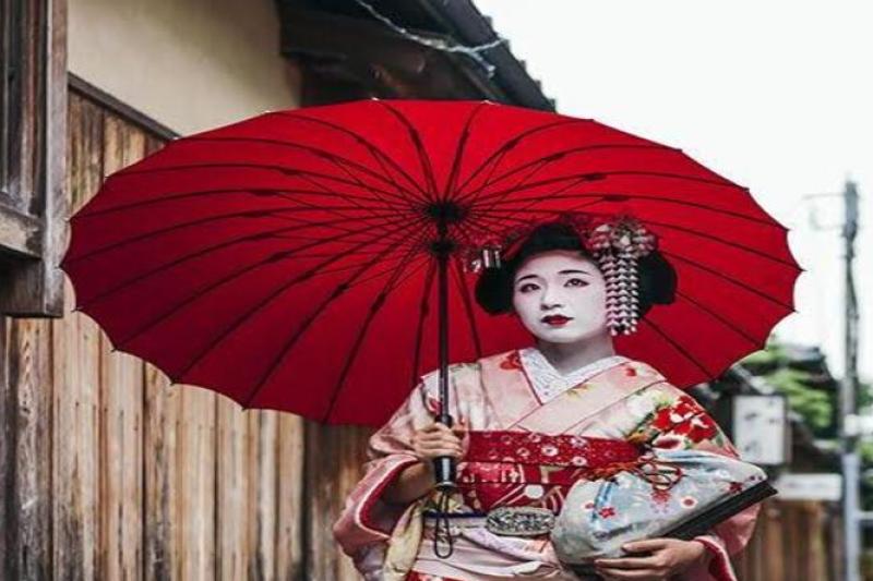 private-kyoto-geisha-districts-walking-tour-3