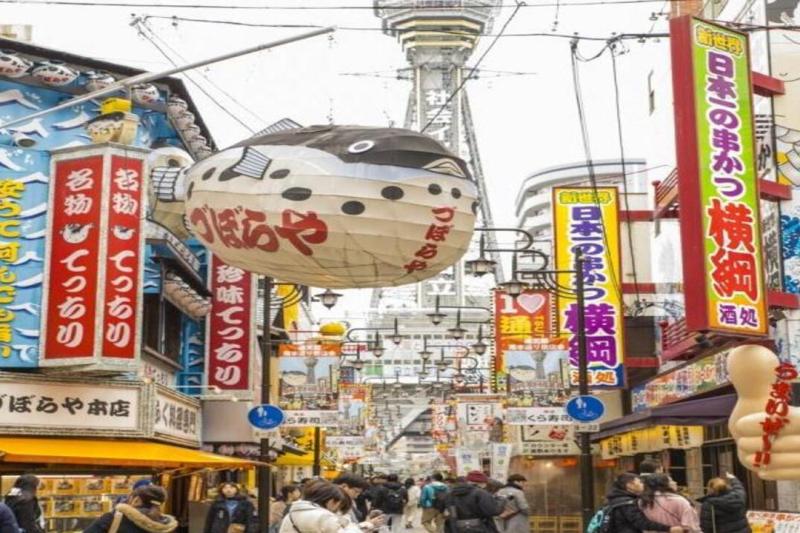 osaka-shinsekai-street-food-tour-daytime-1