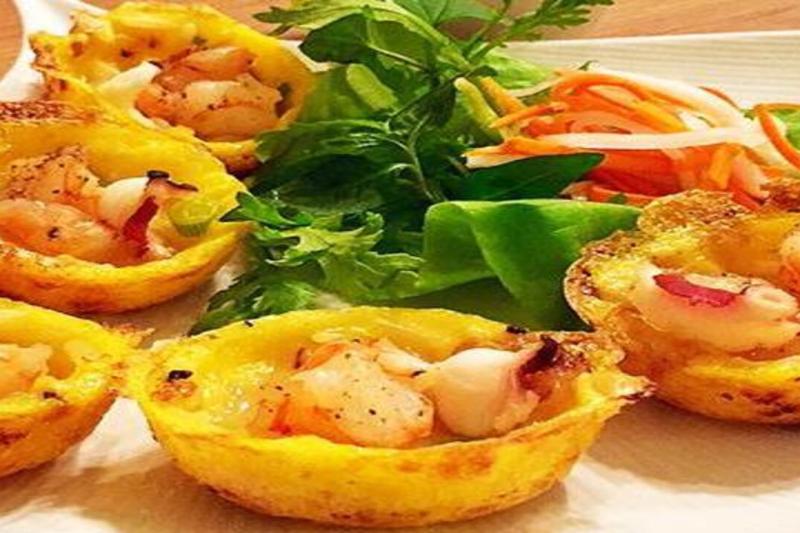 half-day-hoi-an-walking-food-tour-small-group-to-2