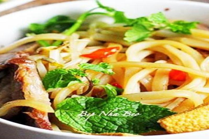 half-day-hoi-an-walking-food-tour-small-group-to-4