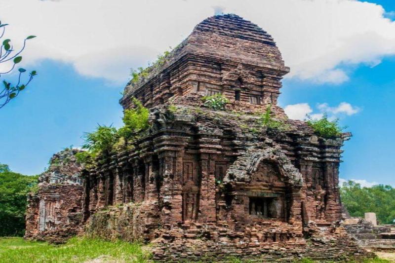 half-day-discover-my-son-holy-land-car-boat-2