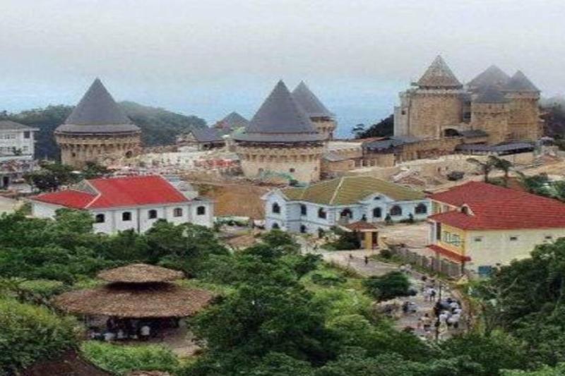 full-day-ba-na-hills-golden-bridge-private-2