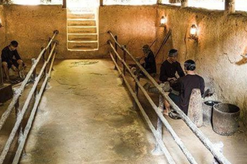 cu-chi-tunnels-vip-tour-by-limousine-small-group-3