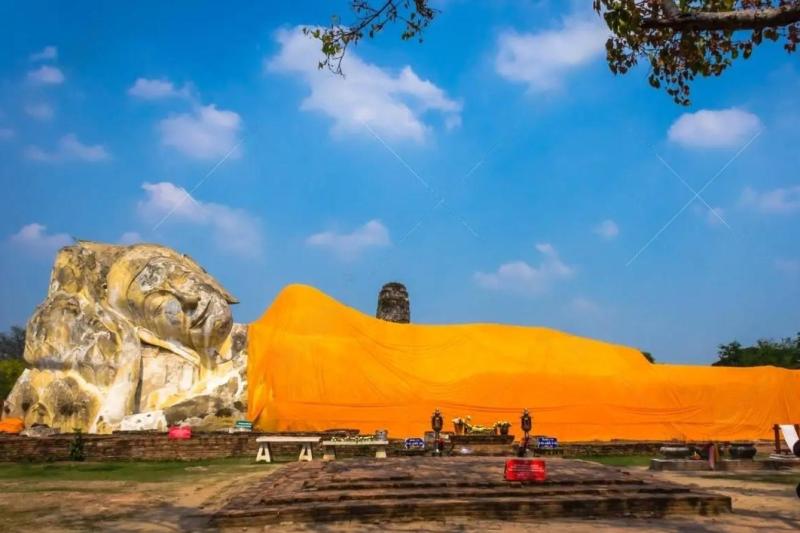 ayutthaya-by-rail-road-river-abt12-7