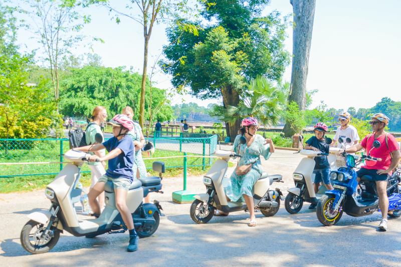 e-bike-electric-bike-tour-of-angkor-5