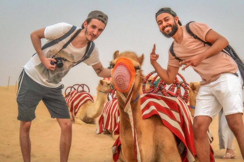 dubai-morning-desert-safari-sandboarding-camels-4