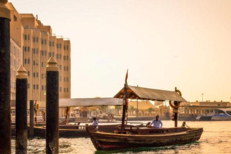 burj-khalifa-124th-125th-floors-non-peak-tickets-4