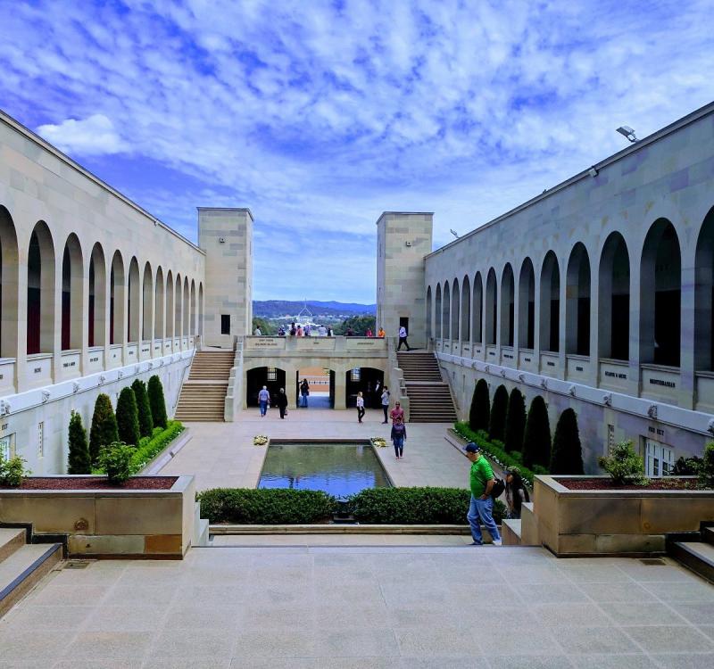 canberra-one-day-tour-from-sydney-3