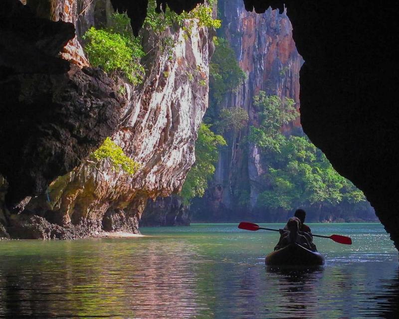 james-bond-and-beyond-small-group-tour-spanish-3