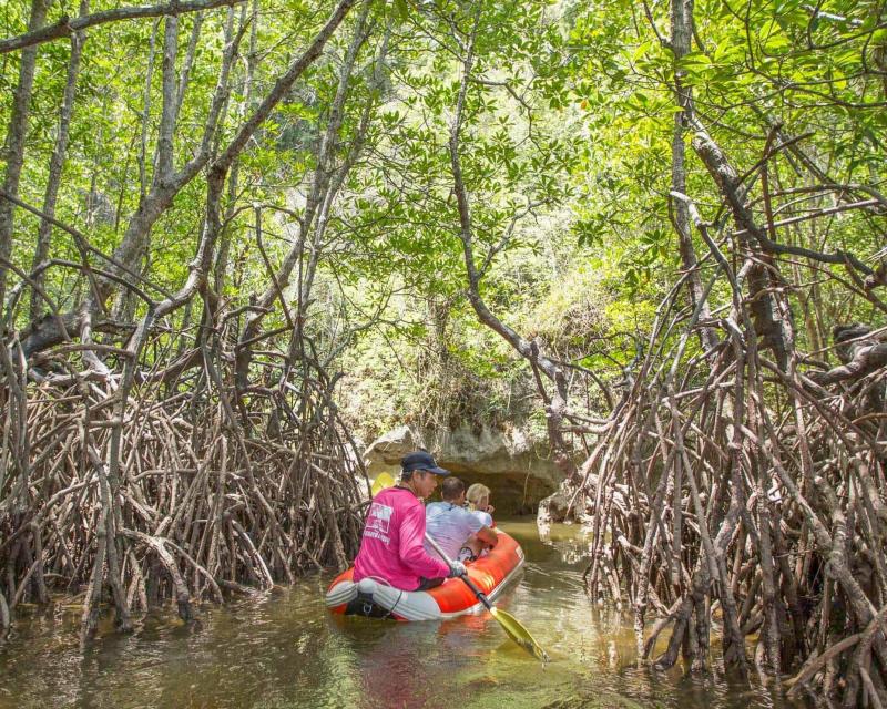 james-bond-and-beyond-small-group-tour-spanish-4