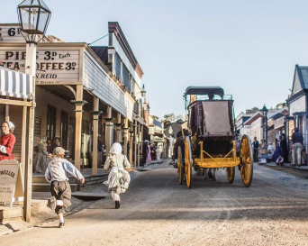 Sovereign Hill Eureka and Melbourne Skydeck Bus To