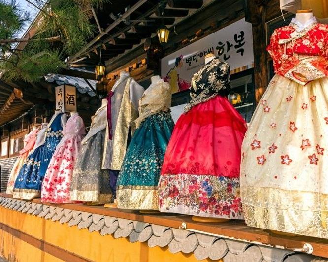 the-seoul-standoutstea-ceremonyhanbok-experience-5