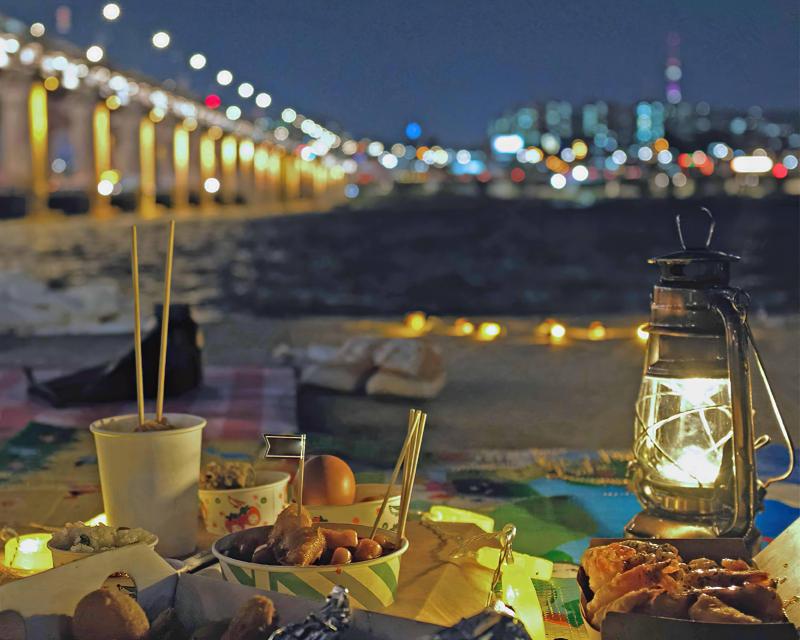 enchanting-evening-at-the-han-river-small-group-t-2