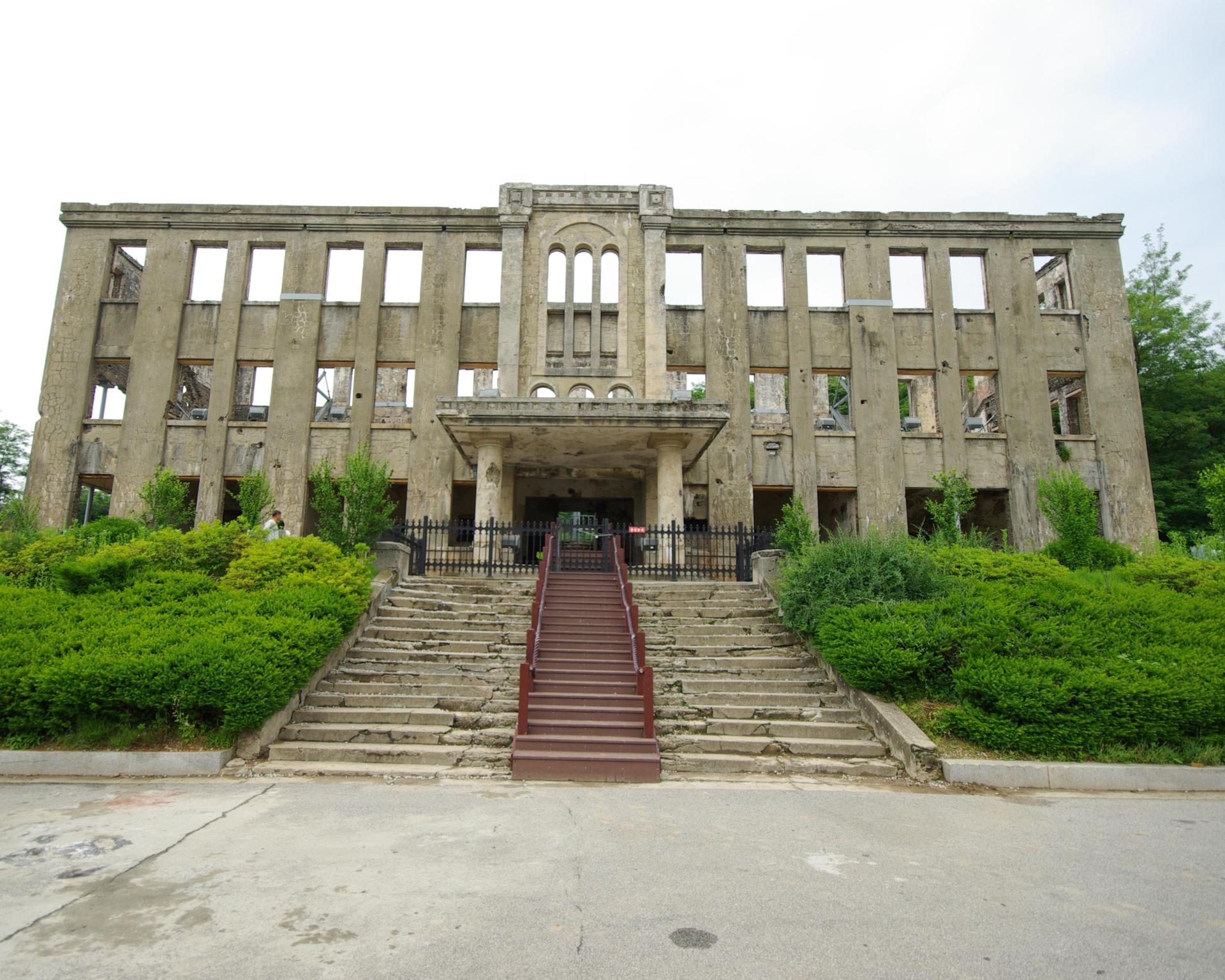 Korean War History Discovery Small Group Tour from Seoul: Korean Demilitarized Zone (DMZ), The Cheorwon Peace Observatory and  Workers' Party Headquarters