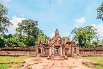 Banteay Srei & Landmine Museum