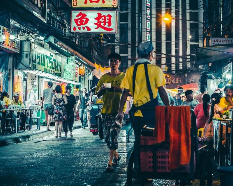 michelin-guide-street-food-tour-by-tuk-tuk-small-4