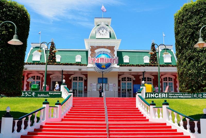 dreamworld-return-transfers-only-from-brisbane-2