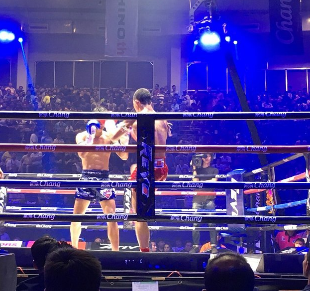 real-muay-thai-boxing-at-petch-buncha-stadium-1