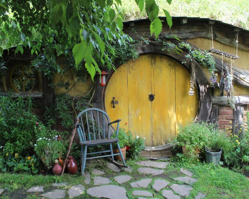 day-tour-hobbiton-and-rotorua-from-auckland-2