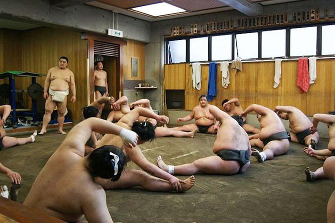 watch-morning-practice-at-a-sumo-stable-2