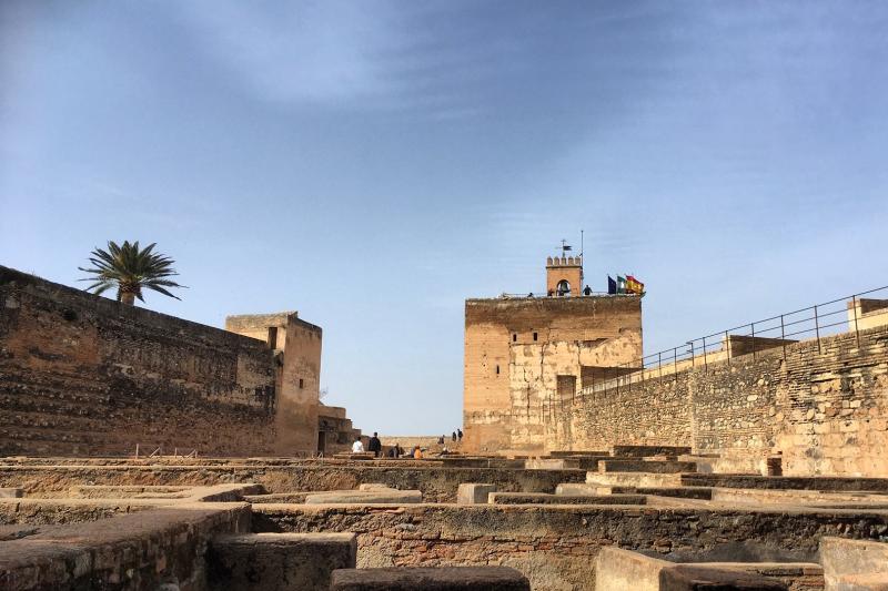 alhambra-generalife-guided-tour-granada-city-t-3