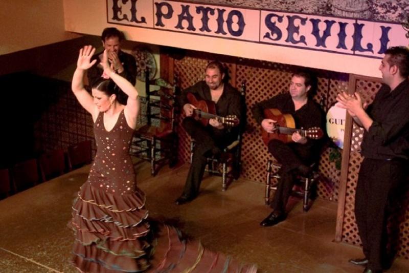 flamenco-night-in-seville-8