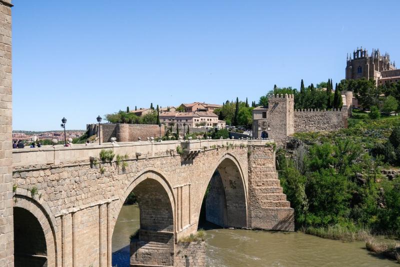 private-full-day-tour-to-toledo-with-wine-tasting-3