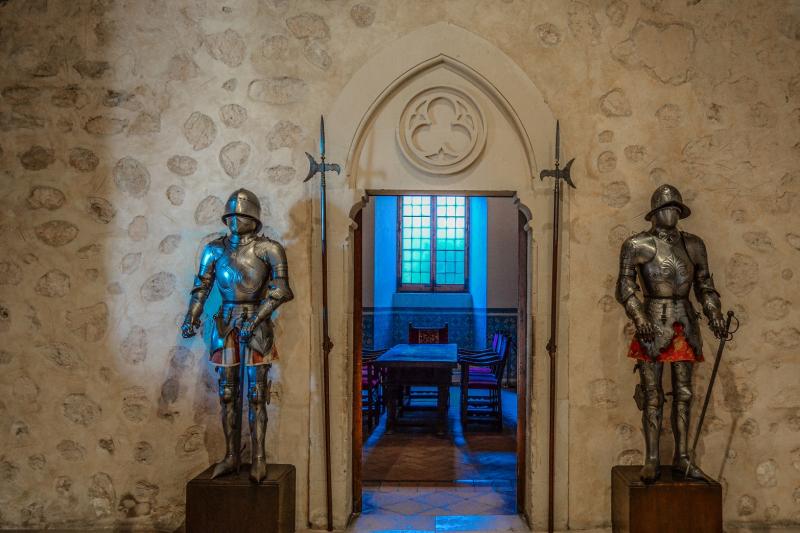 private-guided-to-avila-and-segovia-with-madrid-ho-8