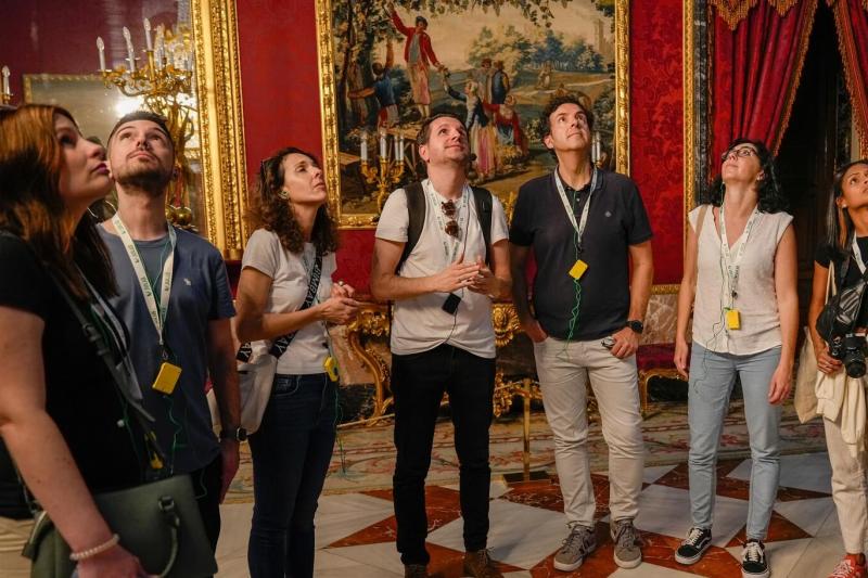 private-guided-tour-to-royal-palace-and-prado-10