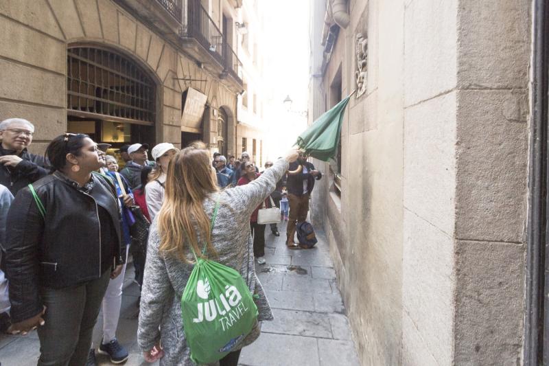 private-tour-to-picasso-museum-and-born-neighborho-2