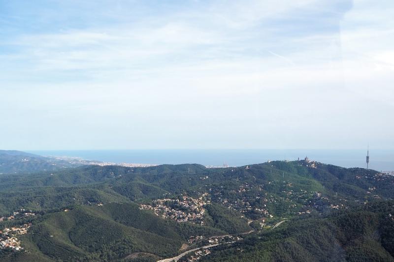 private-tour-montserrat-private-panoramic-helicop-3