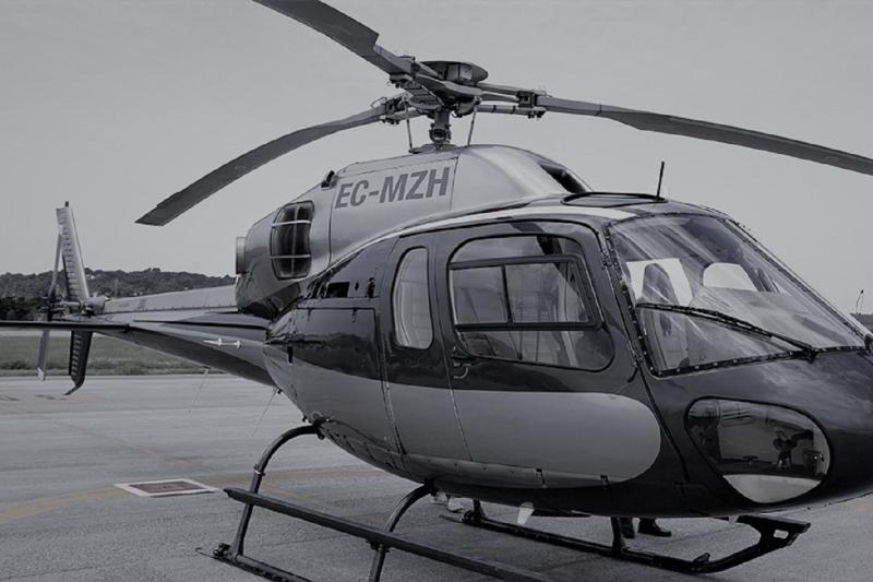 private-tour-montserrat-private-panoramic-helicop-5