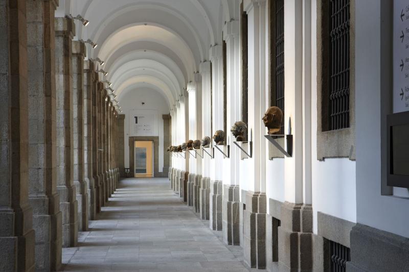 private-tour-skip-the-line-reina-sofia-guided-2