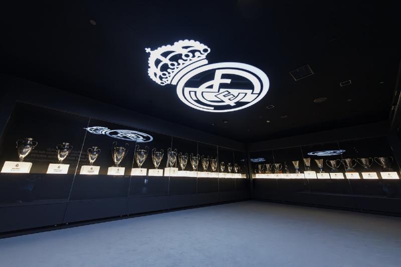 classic-tour-bernabeu-real-madrid-fc-9