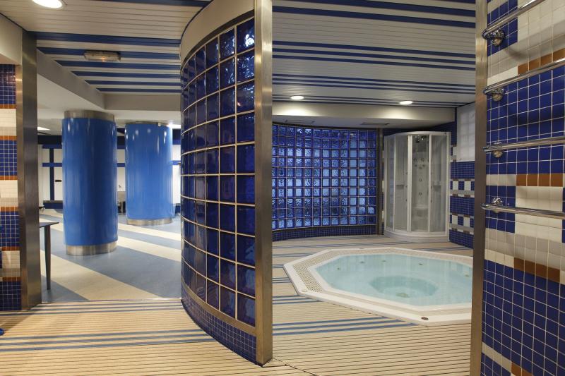private-guided-tour-in-bernabeu-stadium-10