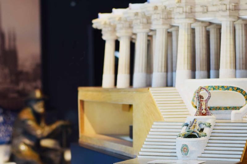 park-guell-guided-tour-with-entrance-to-gaudi-expe-6