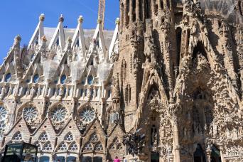 Sagrada Familia & Parc Güell : visite guidée avec billet coupe-file