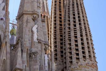 Sagrada Familia & Parc Güell : visite guidée avec billet coupe-file