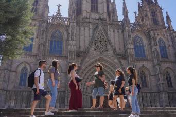 Discover the Gothic Quarter and the Cathedral of B