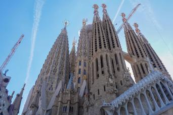 Fast Track Sagrada Familia Guided Tour