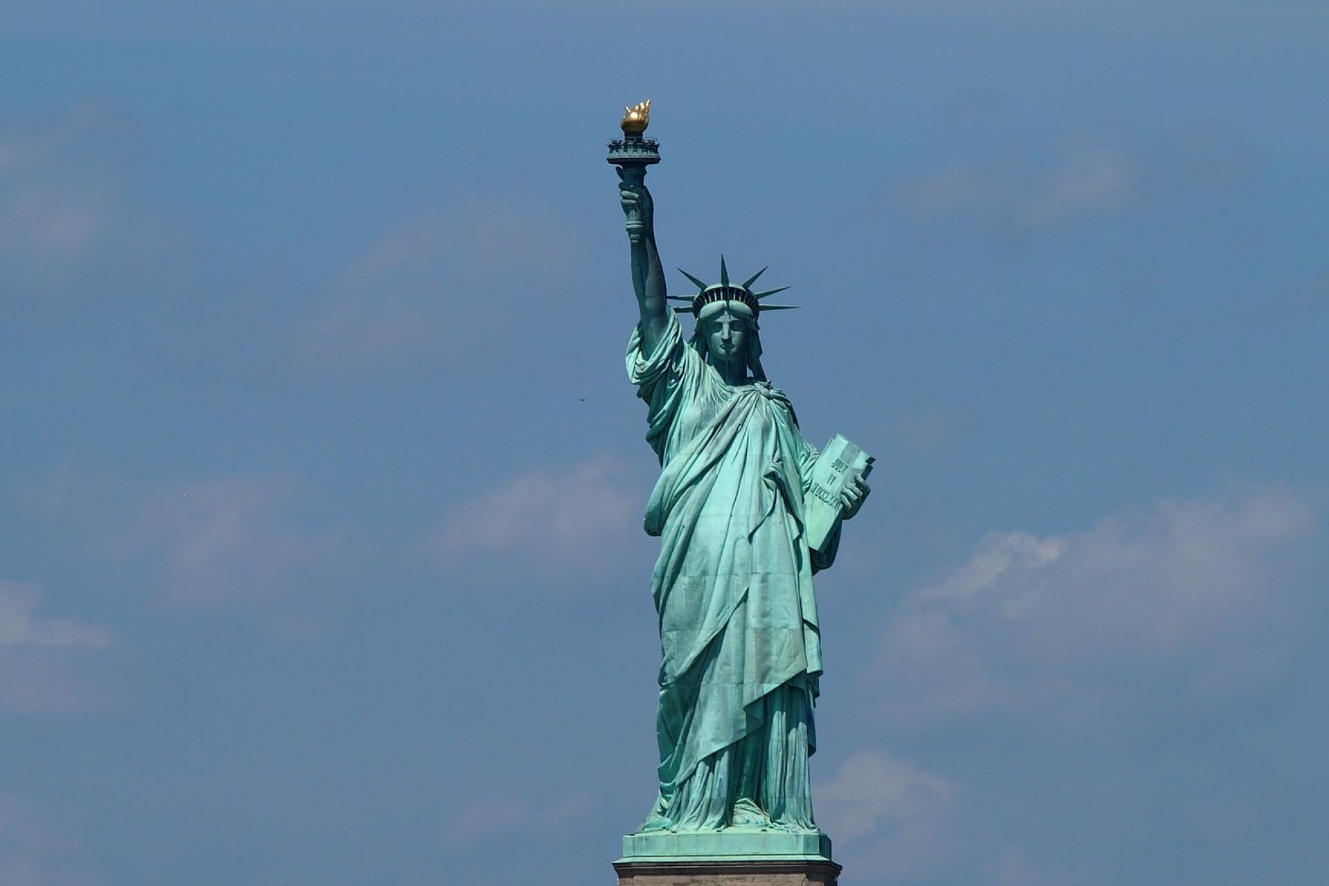 Statue of Liberty and Ellis Island Day Tour