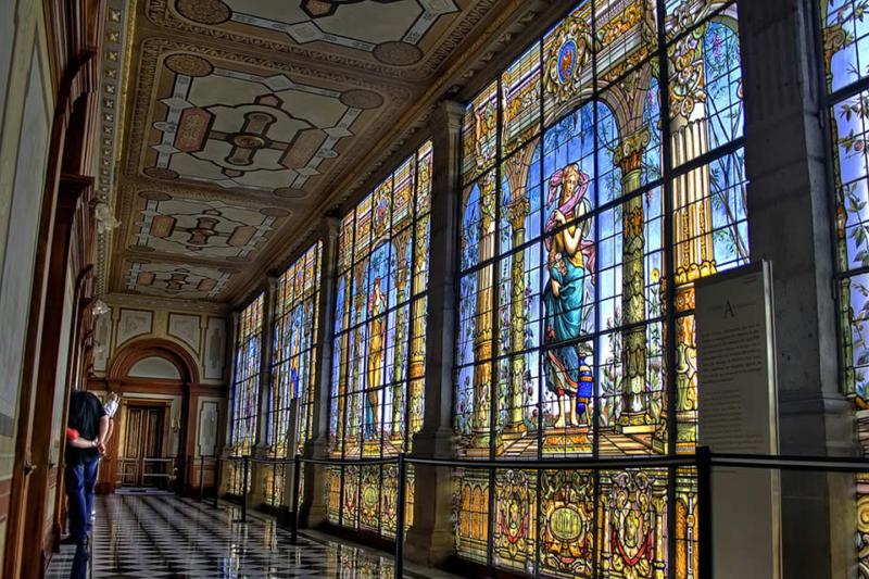 Chapultepec Castle and Anthropology Museum Half-Day Tour