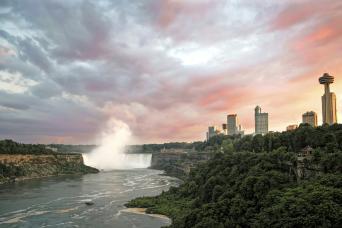 Chutes du Niagara : excursion avec déjeuner au départ de Toronto