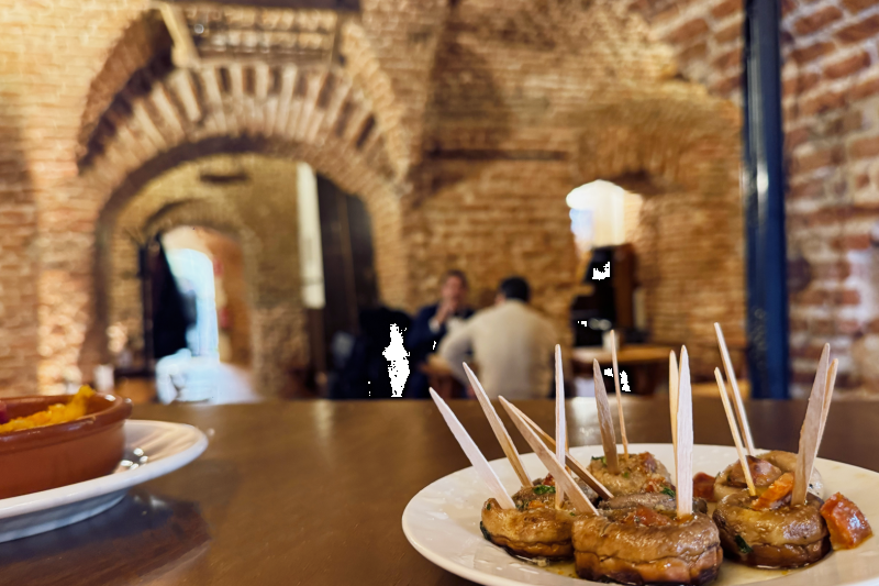 Madrid: Semi-Private Group Tour of the Prado Museum With Tapas and Wine - Accommodations in Madrid