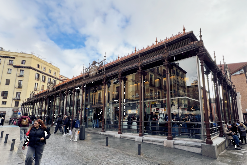 Madrid: Semi-Private Group Tour of the Prado Museum With Tapas and Wine - Accommodations in Madrid