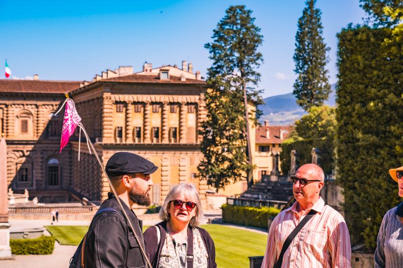 boboli-gardens-and-pitti-palace-guided-small-group-1