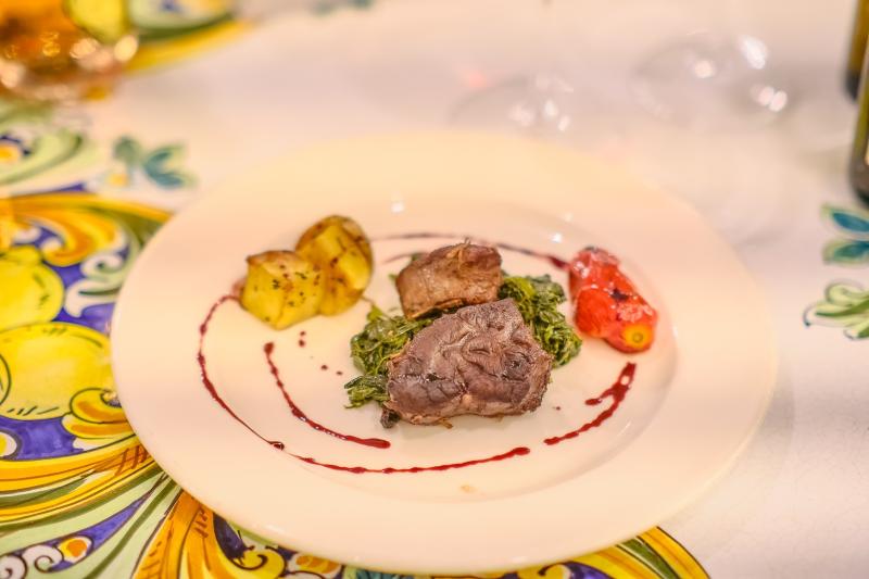 semi-private-chianti-experience-wine-tastings-and-4