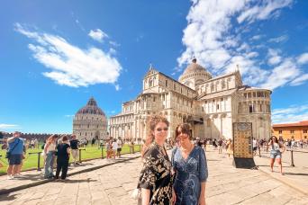 Private Full Day Tour to Pisa and Lucca