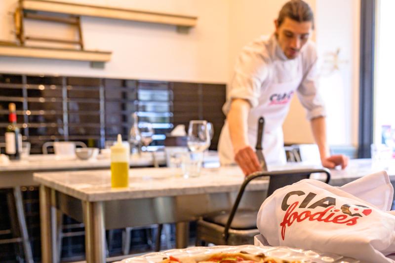 small-group-pizza-cannolo-making-class-with-wine-3