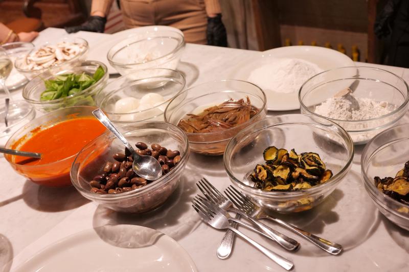 gluten-free-pizza-cooking-class-with-local-chef-5